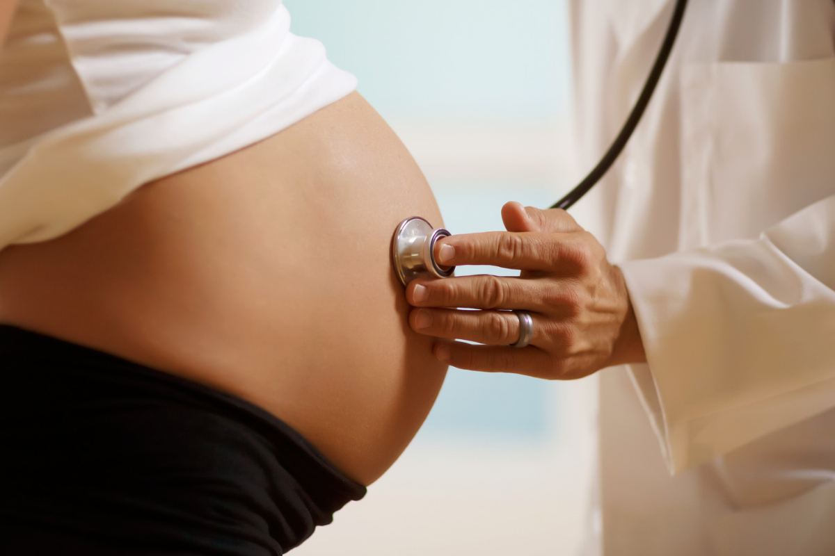 When should I go to hospital with Pregnancy Sickness?