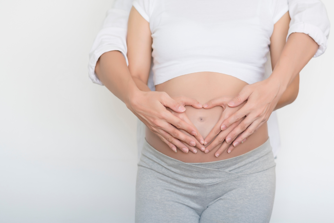 Supporting a Loved One Through Nausea and Vomiting in Pregnancy: Tips for Families, Husbands, and Businesses